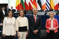 Cavaco Silva foi distinguido com a Ordem Europeia de Mérito