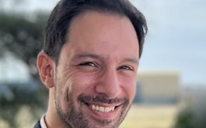 O diretor executivo da Etermar Energia diz que Portugal tem condições para desenvolver uma indústria exportadora ligada à eólica 'offshore'.