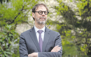 Stefaan Verhulst: 'Temos de criar um botão de emergência na IA para quando corre mal' 