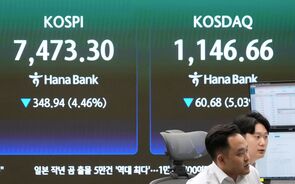 Bolsa da Coreia do Sul perdeu 300 mil milhões de dólares em menos de duas horas