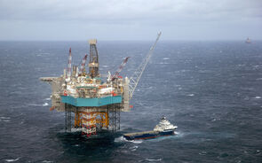 Plataforma offshore de petróleo na Noruega.