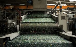 Ecoibéria, empresa em Famalicão, recicla 6,5 milhões de garrafas de plástico por dia.