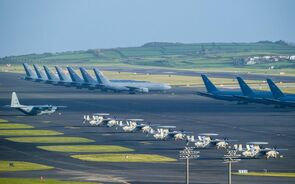 A caminho da ilha, estão dois navios com combustível: um de Ponta delgada e outro de Lisboa.