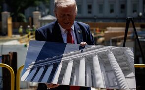 Trump mostrou planos de construção do salão de baile da Casa Branca   