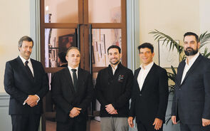 Vasco Mendes Almeida, Sérgio Barbedo, Vítor Ferreira, José Neves, e Paulo Reis, participaram na talk do Prémio Nacional de Inovação dedicada ao setor da defesa.