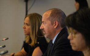 Álvaro Santos Pereira pede ao Governo que travão ao crédito seja 'vinculativo'