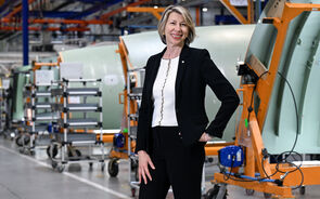 Nathalie Hellard-Lambic assumiu os comandos em 2025.