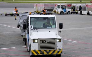 O concurso para o 'handling' em Lisboa, Porto, Faro e Funchal/Porto Santo tem sido alvo de polémica.