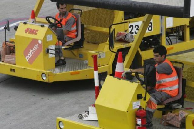Governo prolonga atuais licenças de 'handling' dos aeroportos até 25 de outubro