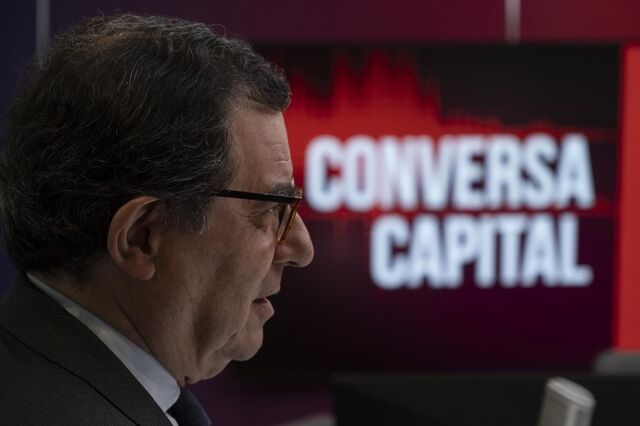 Castro Almeida: “Quando se fazem médias” não há crise na restauração