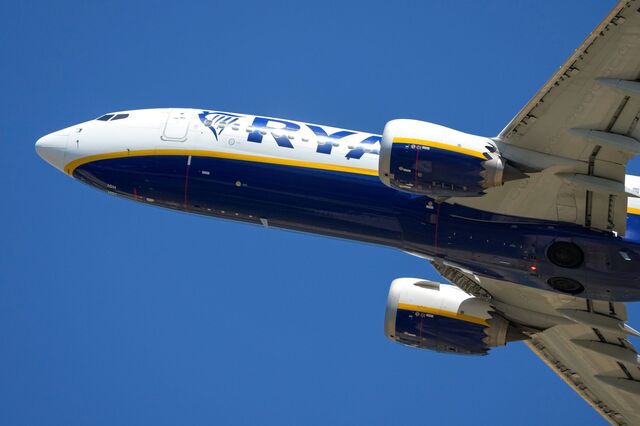 Lucros da Ryanair sobem 40% para 2.260 milhões no ano fiscal