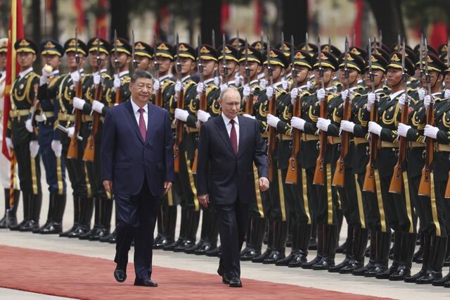 Xi Jinping diz que recomeçar a guerra no Irão é 'inaceitável'