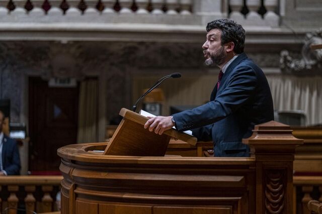 PS vai alterar projeto sobre doadores partidários após falhas apontadas em pareceres