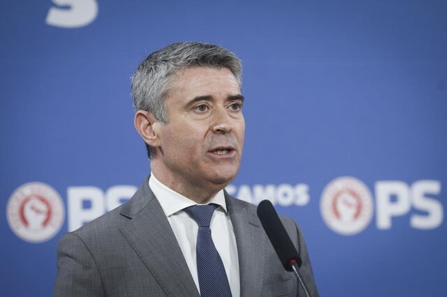 José Luís Carneiro reage a megaoperação da PJ: 'PS não é visado'