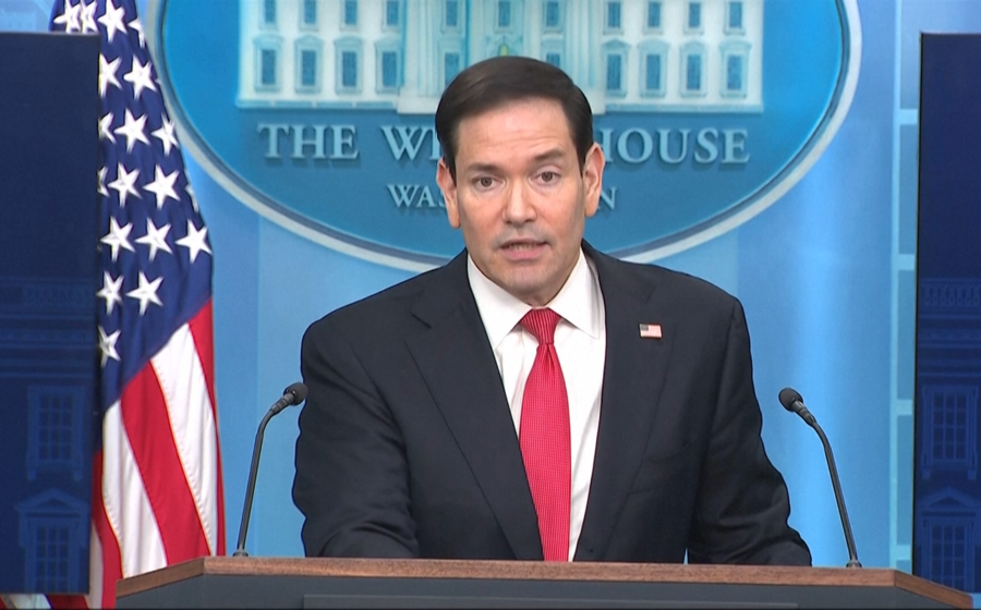 Rubio diz que modelo económico de Cuba não funciona porque é governada por 'comunistas incompetentes'  