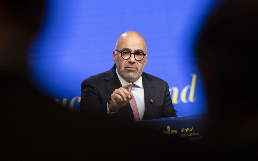 Miguel Pinto Luz já tinha revelado que lei do 'spoofing' estava perto.