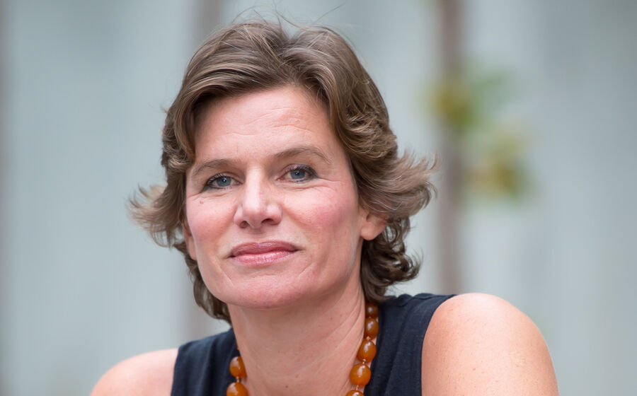 Mariana Mazzucato defende uso de lucros excessivos para baixar preços