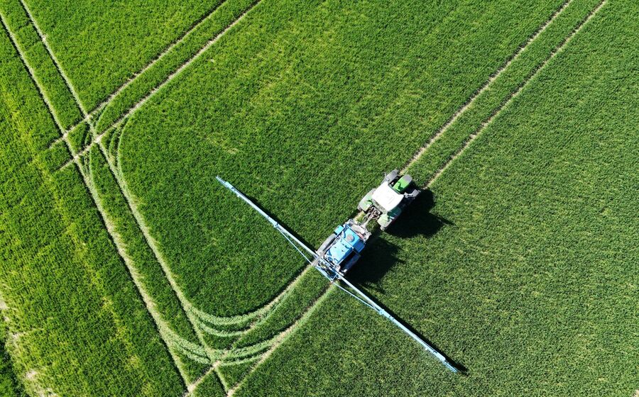 Ministros da Agricultura da UE debatem subida abrupta dos preços dos fertilizantes