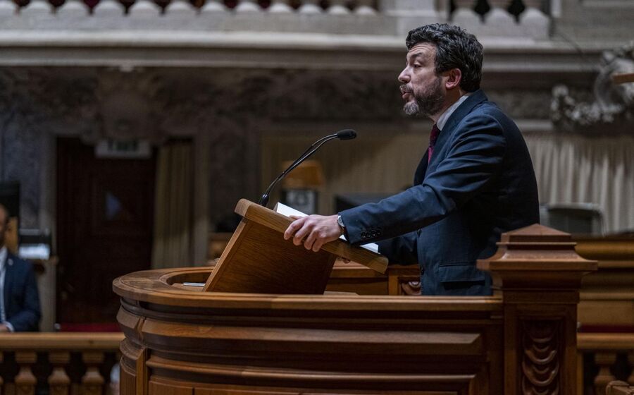 Pedro Delgado Alves no Parlamento