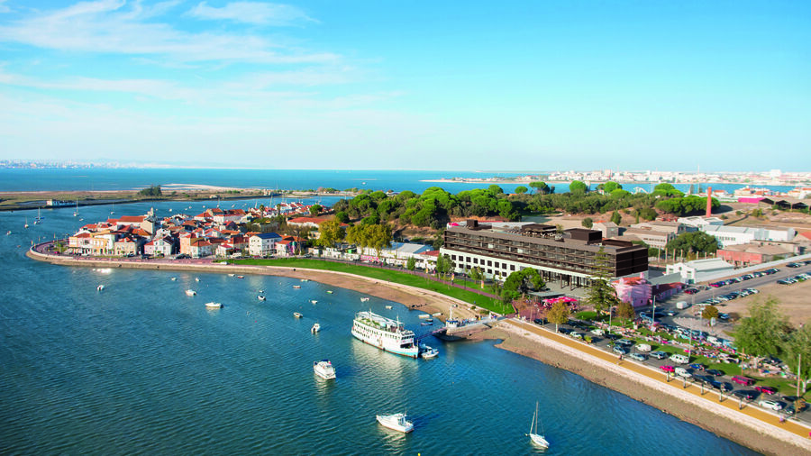 Hotel Upon Harbor 