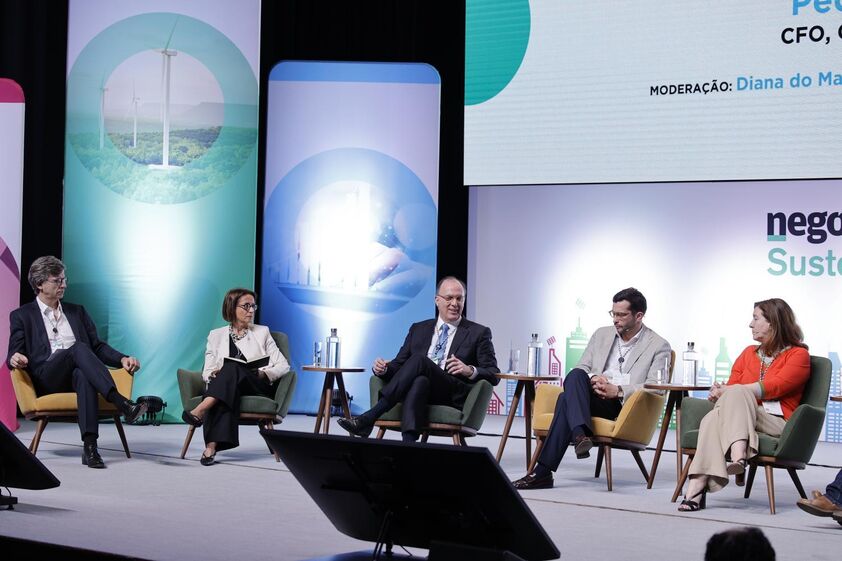 Debate O papel das empresas na adaptação e autonomia estratégica europeia na Grande Conferência Negócios Sustentabilidade 20|30