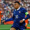 No campeonato das avaliações ganha a França e a Europa domin