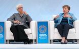 Christine Lagarde lidera o BCE e Kristalina Georgieva dirige o FMI. 