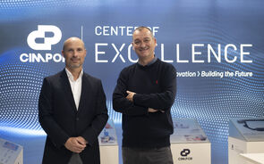  João Mendonça, diretor-geral da Vermeer Portugal, e Carlos Barbosa, Geólogo Sénior da Cimpor.