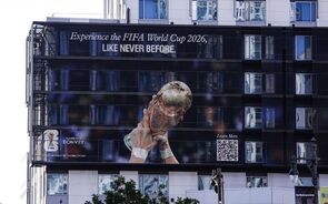 O Mundial 2026, organizado pelos EUA, Canadá e México de 11 de junho a 19 de julho, é o maior campeonato de futebol de sempre.