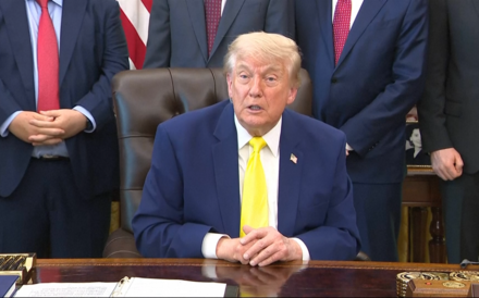 Trump afirma que “seria uma honra” reunir-se com o novo líder supremo do Irão