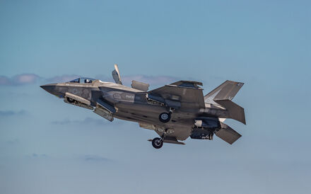 Os americanos querem atualizar a frota portuguesa, substituindo os F-16 pelos F-35.