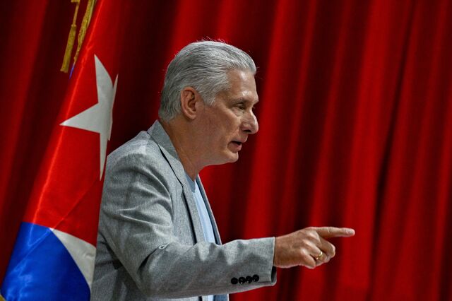 Presidente cubano condena 'agressividade e perversidade' dos EUA após novas sanções