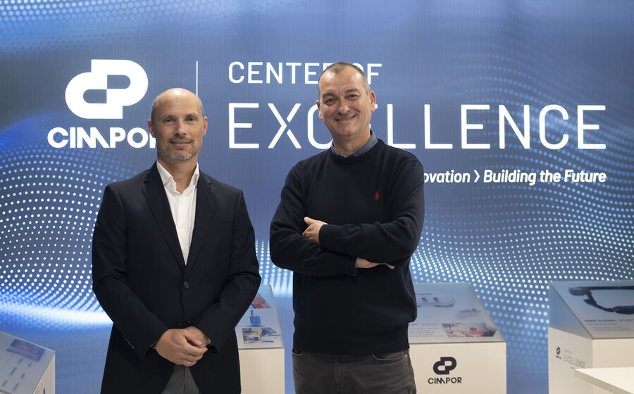  João Mendonça, diretor-geral da Vermeer Portugal, e Carlos Barbosa, Geólogo Sénior da Cimpor.