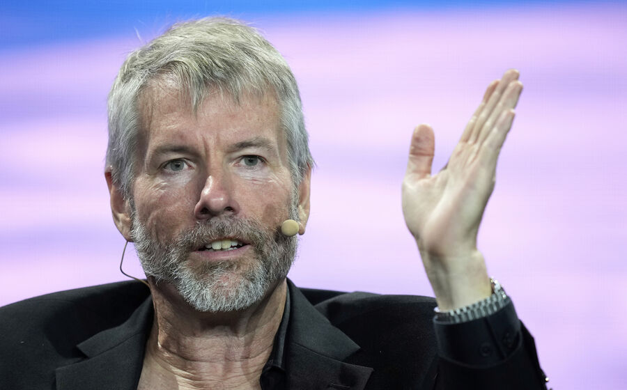 Michael Saylor populariozu a estratégia das 'arcas de tesouro' da bitcoin.