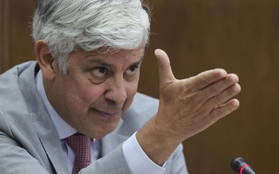 Mário Centeno publica um livro onde conta 'a história do economista que venceu o défice'