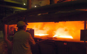 O metal industrial está a ser fortemente importado pelos EUA, para armazenamento antes de potenciais tarifas.