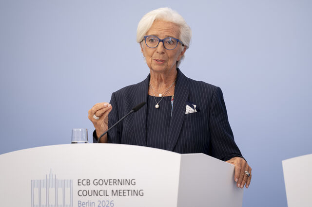 Custos da dívida elevados 'são sinal de alarme', diz Governo francês. Lagarde afasta intervenção do BCE