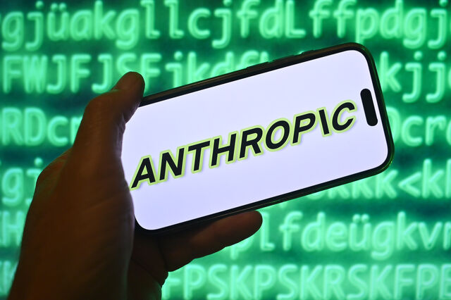 Anthropic negoceia investimento de 45 mil milhões de dólares em centros de dados da Nscale
