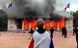 Incêndio no posto de turismo de França