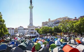 Acampada no Rossio, em Lisboa, contra a crise na habitação