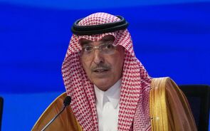 Ministro das Finanças saudita, Mohammed Al-Jadaan, é uma das figuras centrais da conferência.  