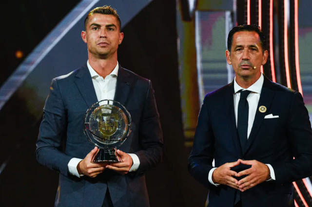 Proença quer resolver 'mal-entendido' com Ronaldo e regresso em novembro