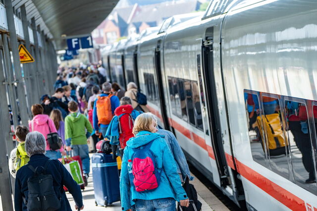 Talgo vai desenvolver nova geração de comboios de alta velocidade num projeto de 105 milhões