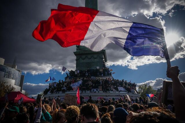 Banca protegida do stress francês, mas não do contágio